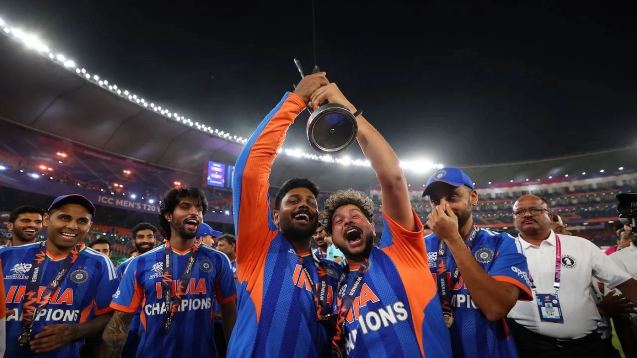 বিশ্বকাপে কে কোন পুরষ্কার পেলেন 