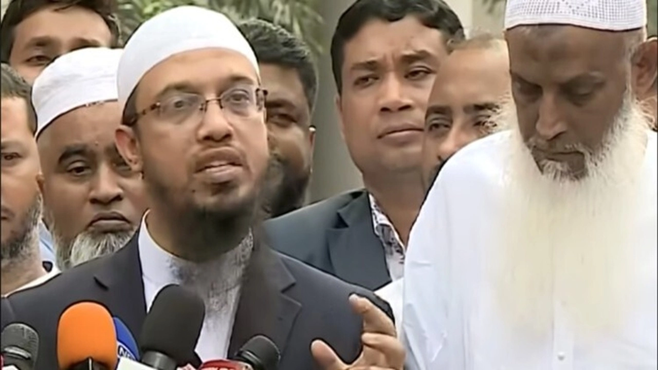 জাকাত বণ্টনে প্রধানমন্ত্রীকে যে পরামর্শ দিলেন আহমাদুল্লাহ