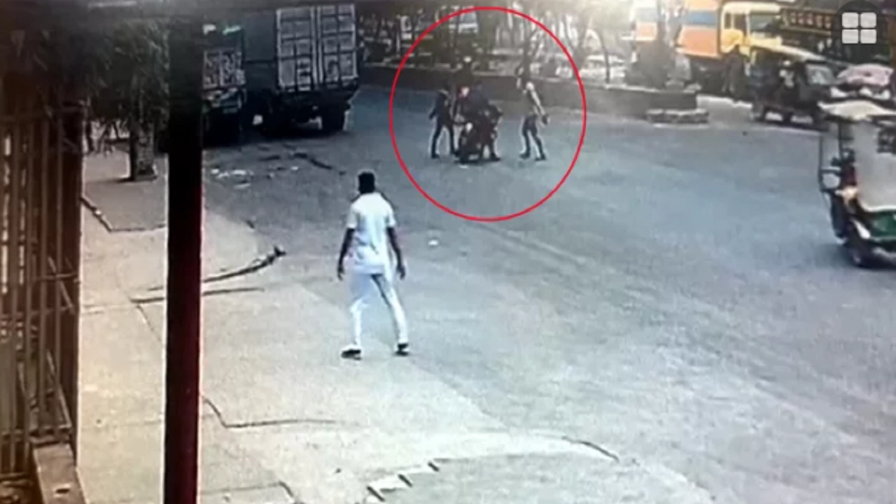 নারায়ণগঞ্জে পুলিশের অস্ত্র ছিনতায়ের ঘটনায় চাঞ্চল্য