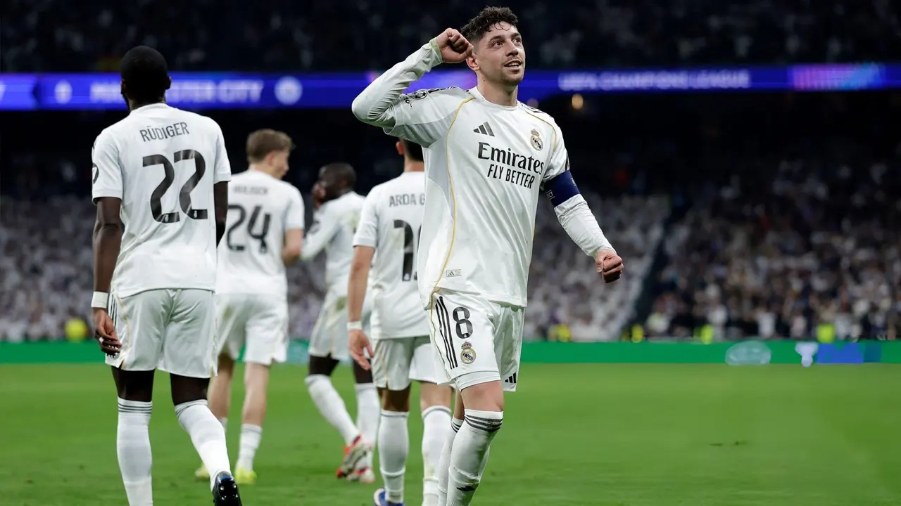 ভালভার্দের প্রথম হ্যাটট্রিকে সিটিকে উড়িয়ে এগিয়ে রিয়াল