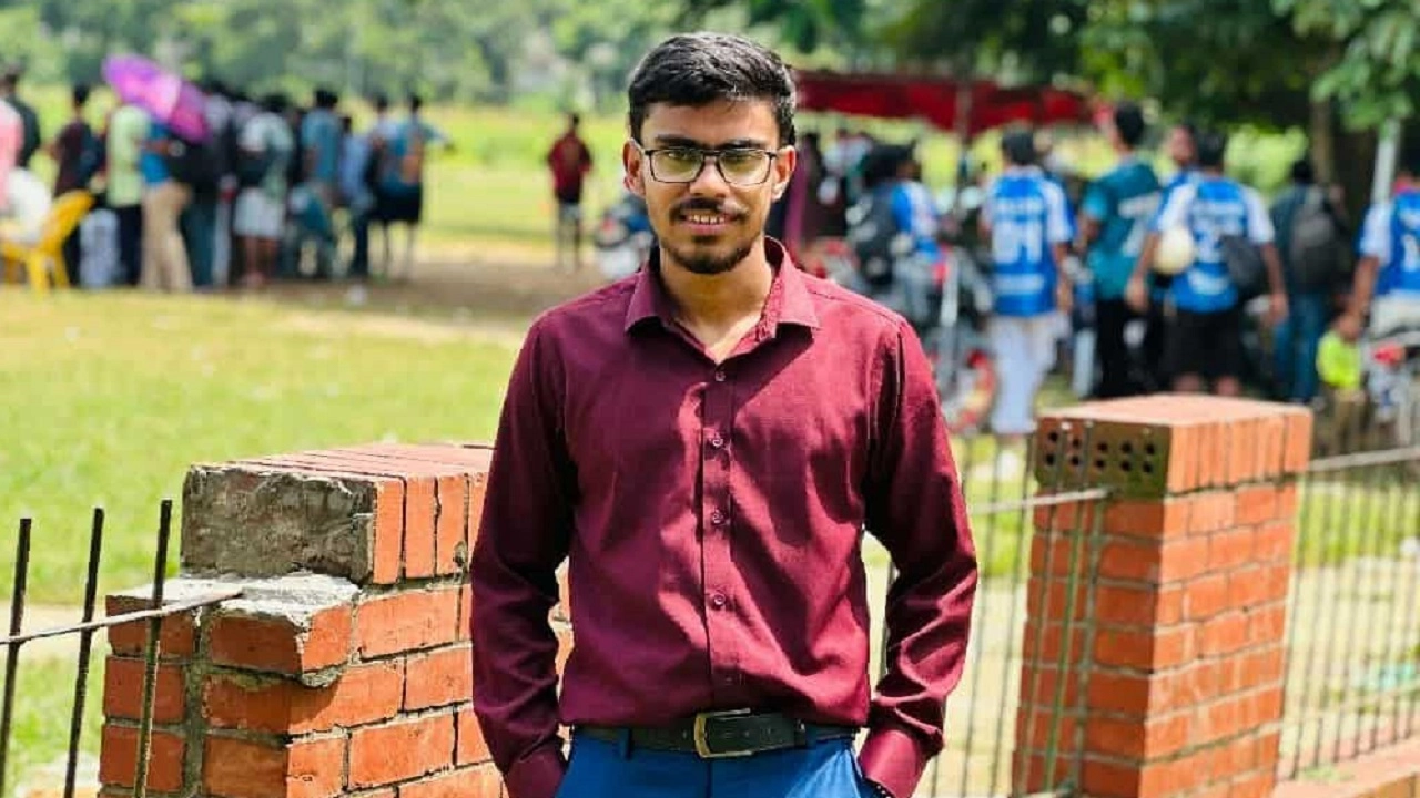 জাবিতে সাইবার বুলিংয়ের অভিযোগে শিক্ষার্থী সাময়িক বহিষ্কার, তদন্ত কমিটি গঠন