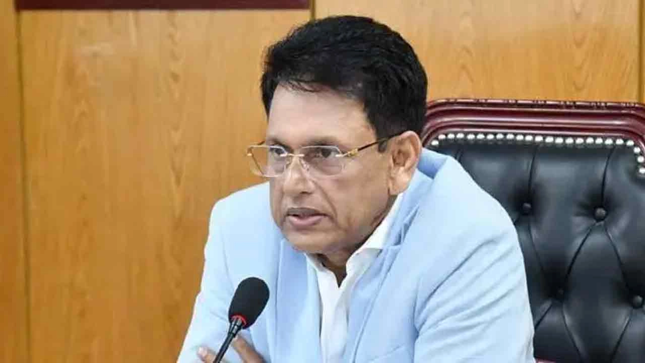 শিক্ষামন্ত্রী আ ন ম এহছানুল হক মিলন