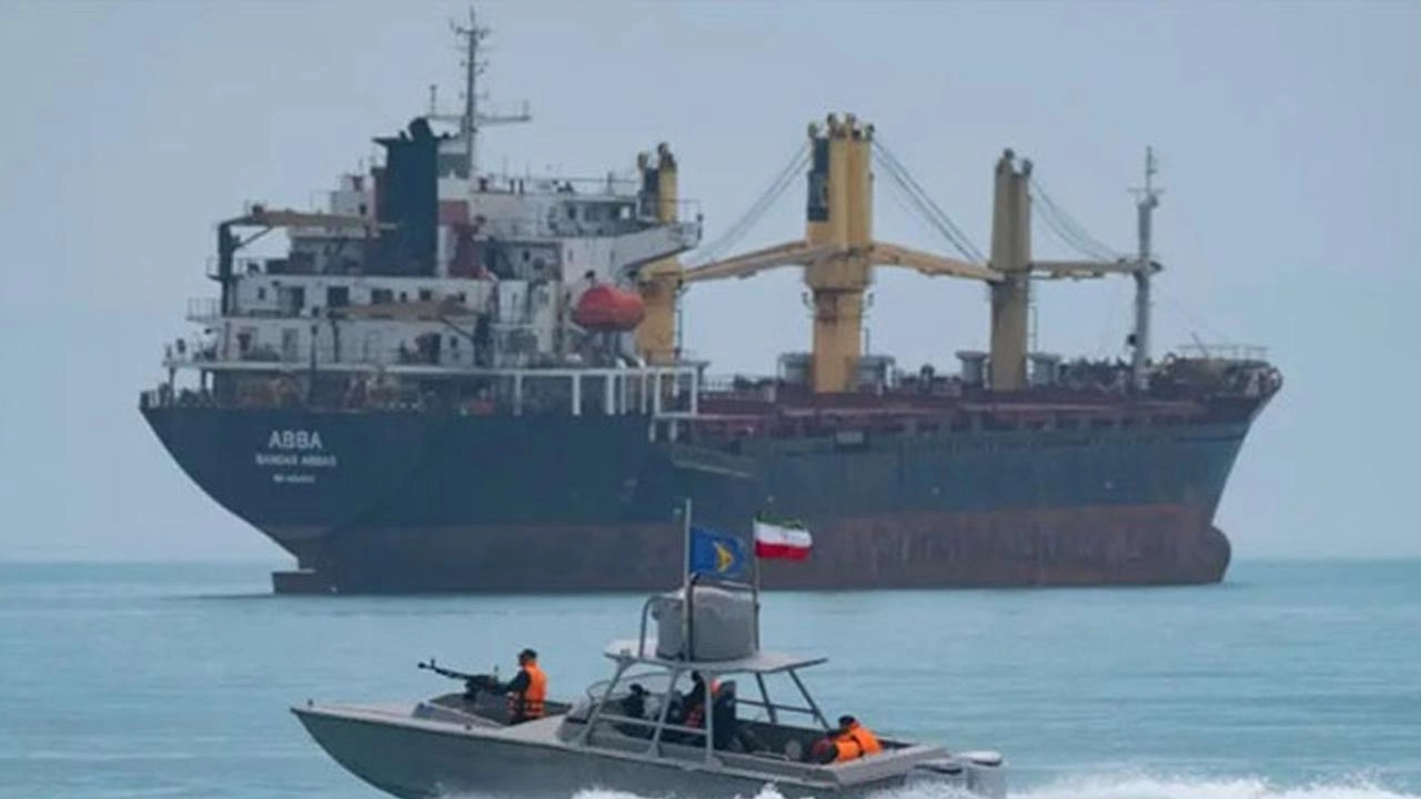 হরমুজ প্রণালি খোলা! তবে...