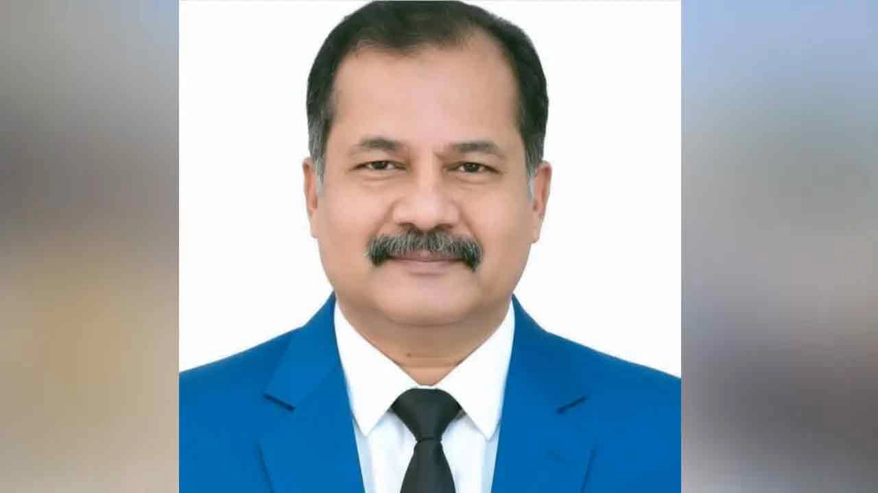 তথ্যমন্ত্রী জহির উদ্দিন স্বপন