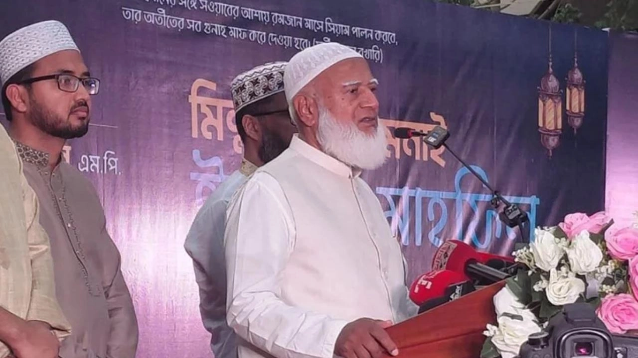 জাতীয় সংসদের বিরোধীদলীয় নেতা ও জামায়াতে ইসলামীর আমির ডা. শফিকুর রহমান