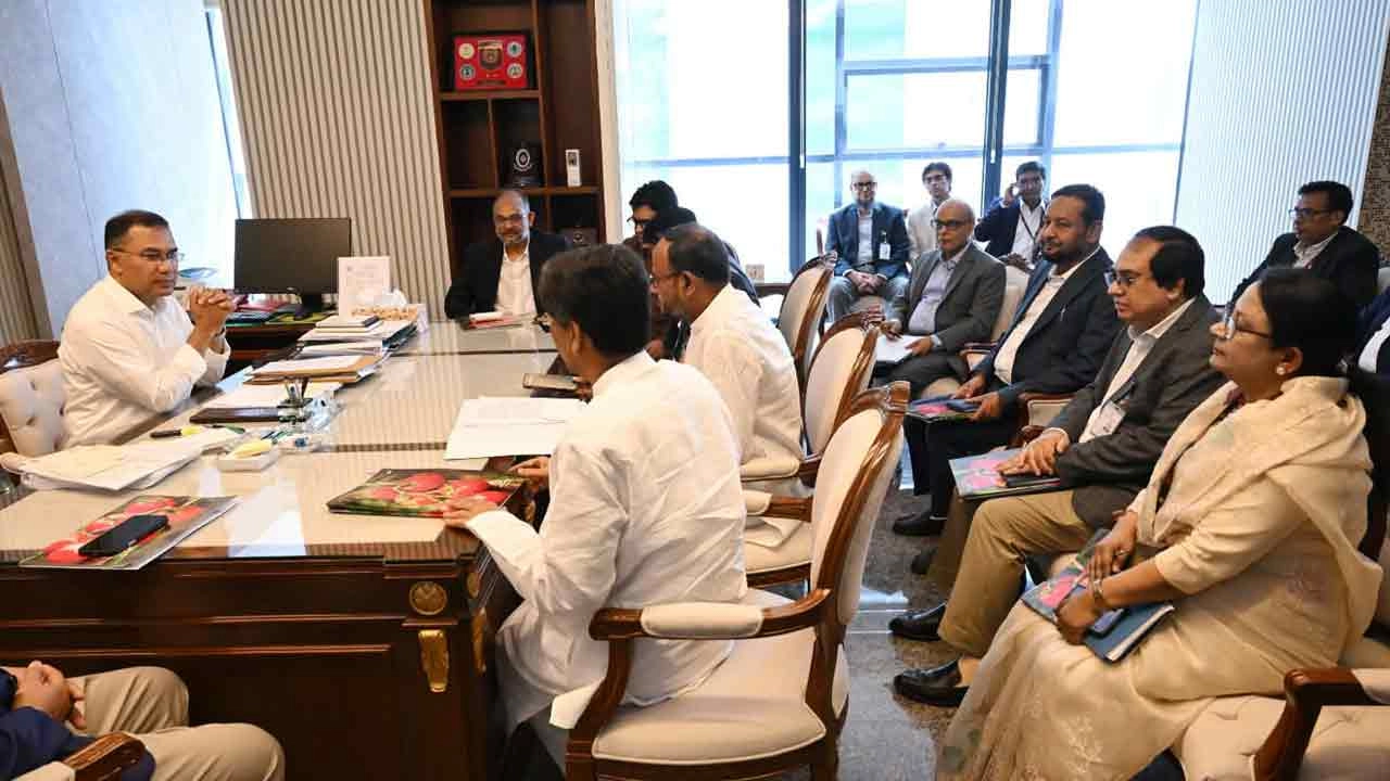 কৃষক কার্ড প্রণয়ন সম্পর্কিত সেলের সাথে বৈঠকে প্রধানমন্ত্রী তারেক রহমান