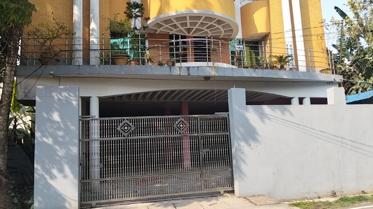 বাগেরহাটে আইজিপির বাসায় চুরি