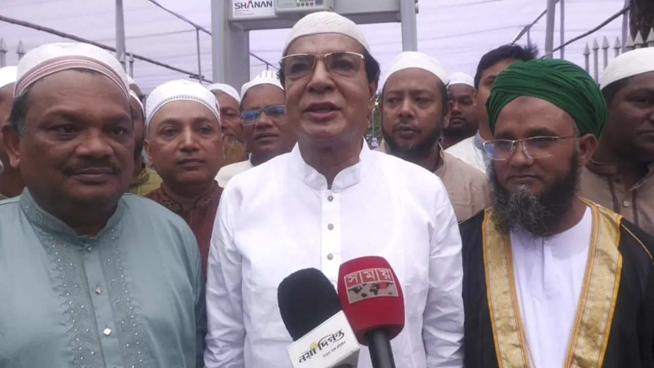 দুর্যোগ ব্যবস্থাপনা ও ত্রাণ মন্ত্রী আসাদুল হাবিব দুলু