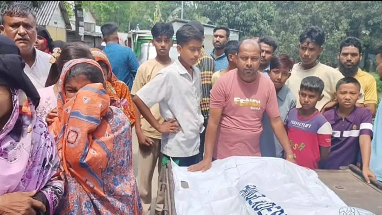 সোনারগাঁয়ে গৃহবধূর মরদেহ উদ্ধার করে পুলিশ