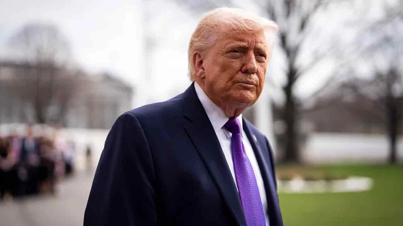 যুক্তরাষ্ট্রের প্রেসিডেন্ট ডোনাল্ড ট্রাম্প