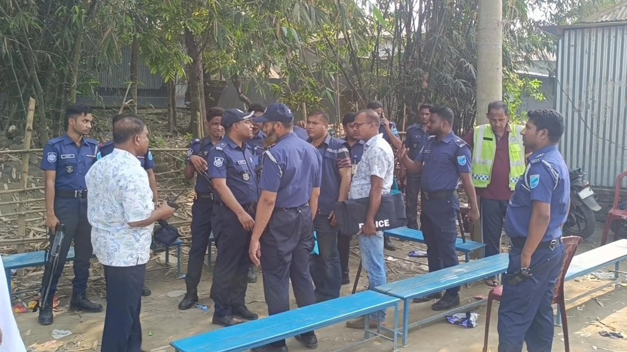 টাঙ্গাইলে কবরস্থানের জমি নিয়ে সংঘর্ষে কলেজ ছাত্র নিহত