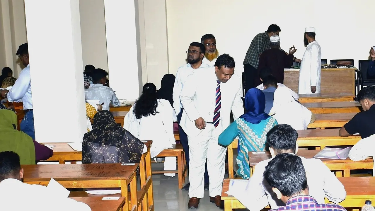 নোবিপ্রবিতে ‘সি’ ইউনিটের ভর্তি পরীক্ষা সম্পন্ন, উপস্থিতি ৮০.০৭ শতাংশ 