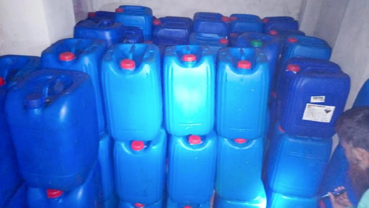 জব্দ করা এসিড