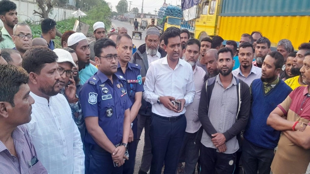 পার্বতীপুর উপজেলা প্রশাসন ও পুলিশ প্রশাসন