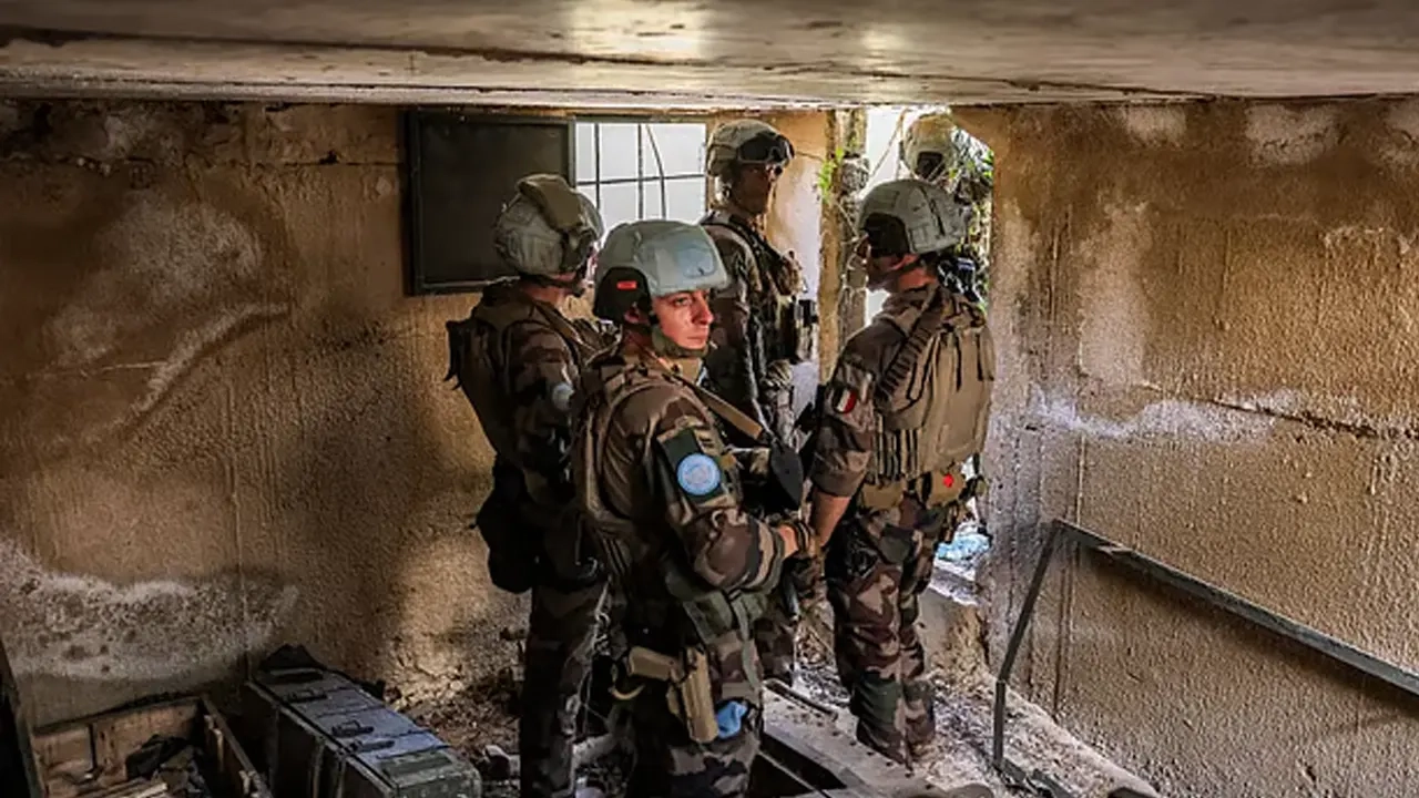 লেবাননে জাতিসংঘের শান্তিরক্ষী ঘাঁটিতে ইসরায়েলের হামলা ।। ছবি: সংগৃহীত