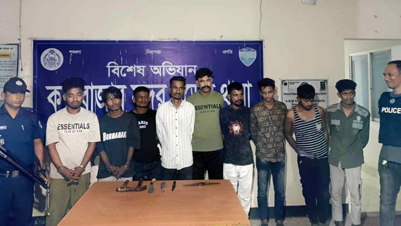 গ্রেপ্তারকৃত ছিনতাইকারী