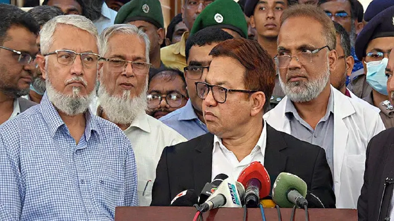 স্বাস্থ্য ও পরিবার কল্যাণ মন্ত্রণালয়ের স্বাস্থ্য সেবা বিভাগের সচিব মো. কামরুজ্জামান চৌধুরী