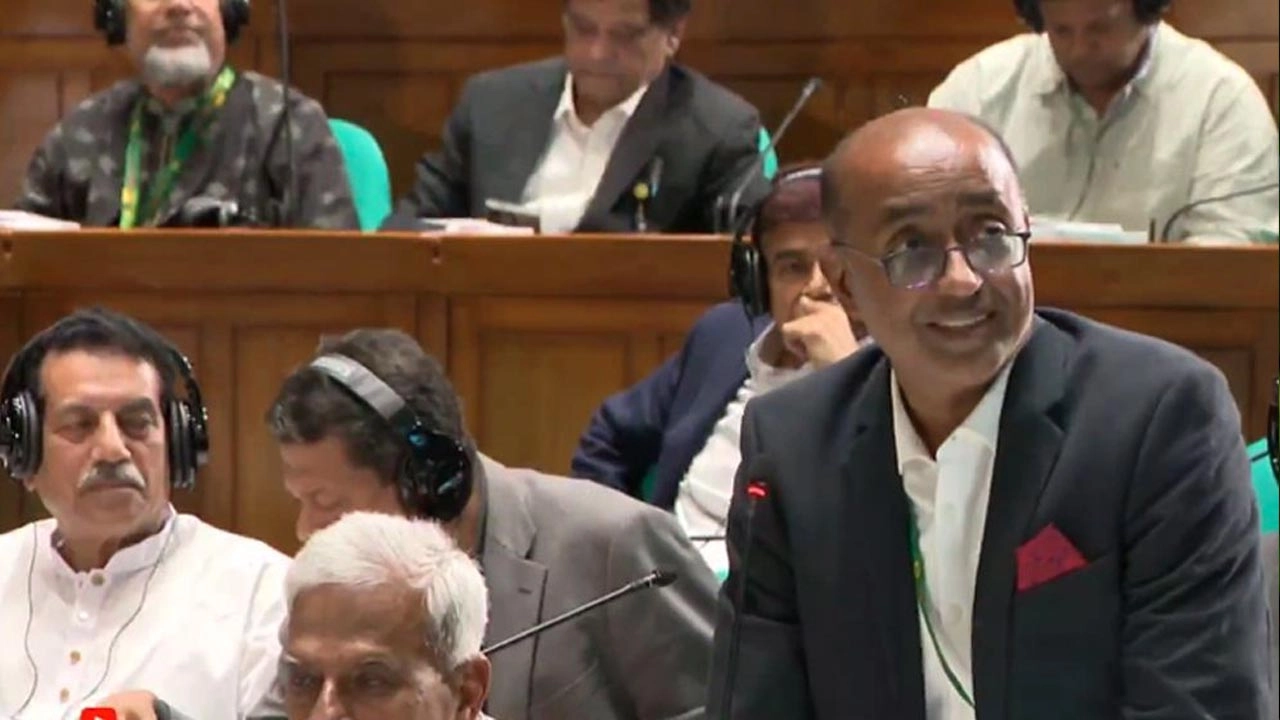 তারা জুলাই সনদের কথা বললেও বাস্তবে তার প্রতিফলন ঘটায়নি: আইনমন্ত্রী