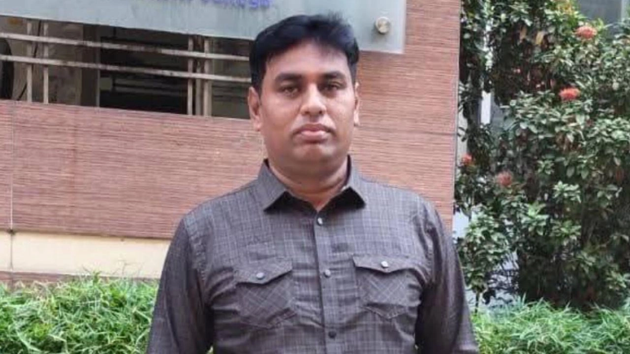 সাংবাদিকের ওপর হামলার অভিযোগে অভিযুক্ত ইউপি সদস্য এনামুল হক ফয়সল।