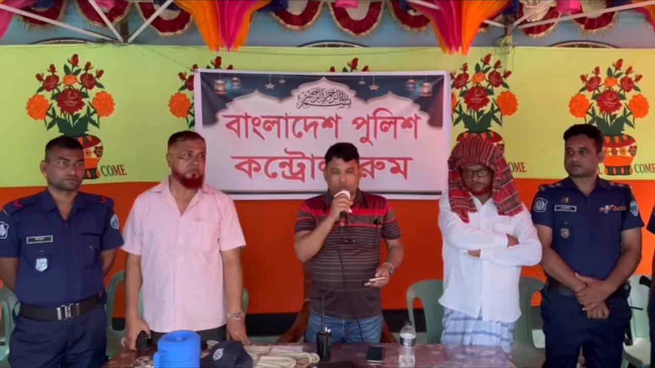 মতলব উত্তরের বদরপুরে মাইকিং করে লেংটার মেলার সকল কার্যক্রম বন্ধ ঘোষণা করছে আইনশৃঙ্খলা বাহিনী।