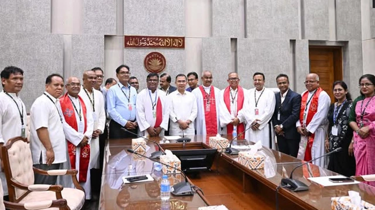 খ্রিষ্টান সম্প্রদায়ের ধর্মীয় অনুষ্ঠান ইস্টার সানডে উপলক্ষে শুভেচ্ছা অনুষ্ঠানে প্রধানমন্ত্রী সহযোগিতার কথা ব্যক্ত করেন।