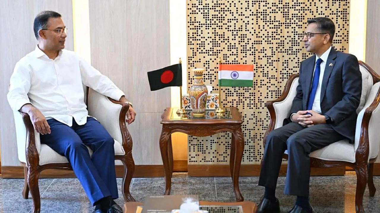 প্রধানমন্ত্রীর সঙ্গে ভারতীয় হাইকমিশনারের সাক্ষাৎ