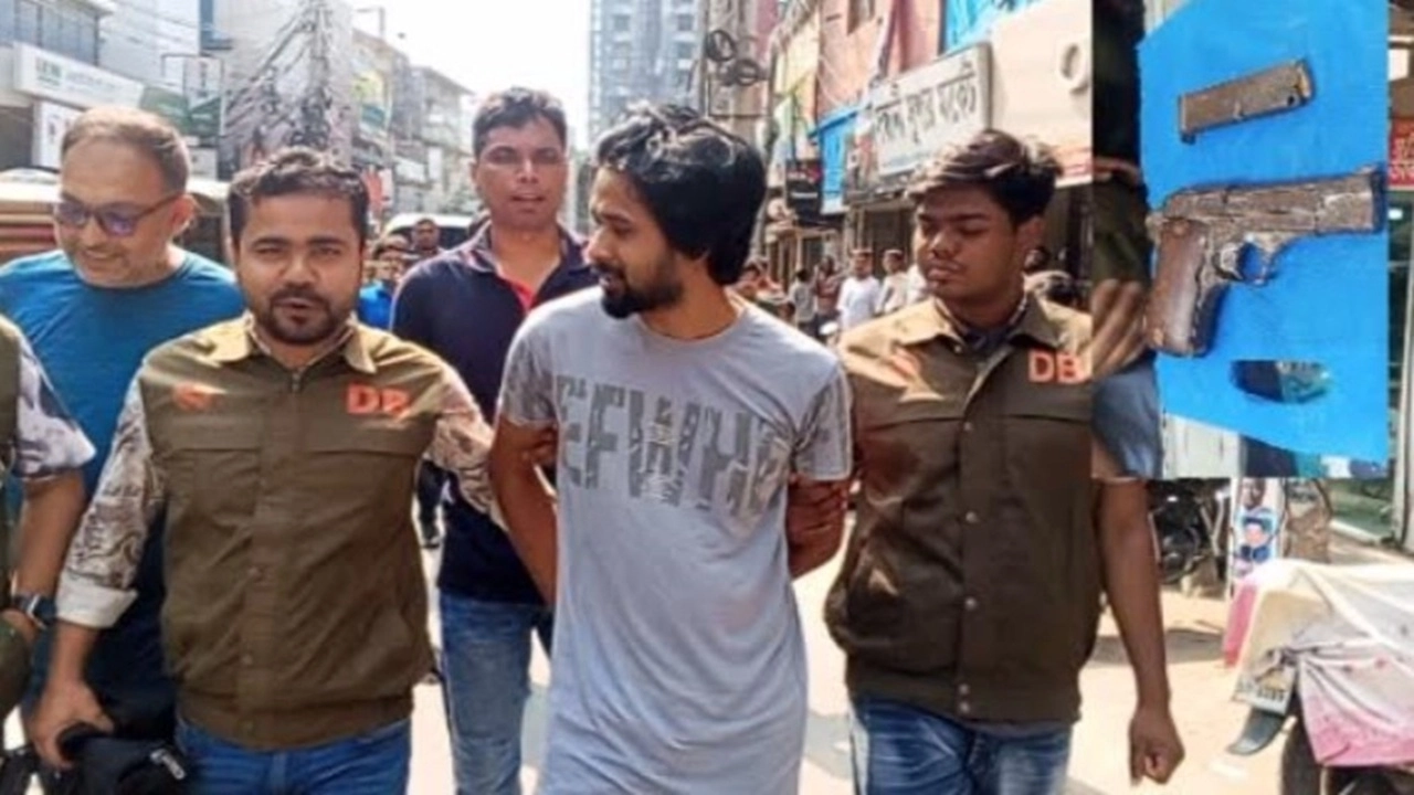 যশোর শহরের অভিযান চালিয়ে বিদেশি পিস্তল, ম্যাগাজিন ও গুলিসহ আলী হোসেন নামে এক যুবককে আটক করেছে জেলা গোয়েন্দা (ডিবি) পুলিশ।