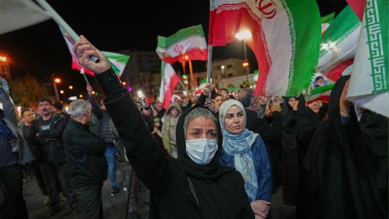 যুদ্ধবিরতির প্রস্তাব প্রত্যাখ্যান করল ইরান