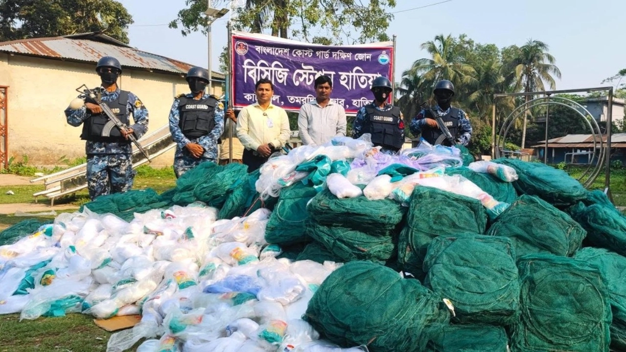 মৎস্য অধিদপ্তরের অভিযান