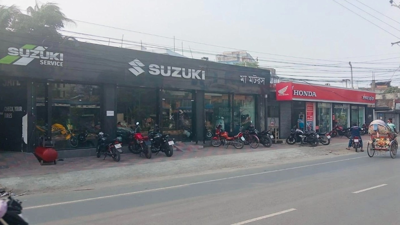 কুষ্টিয়ার মোটরসাইকেল বাজার