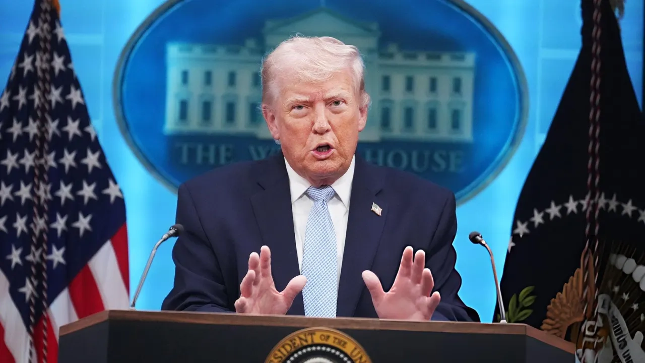 মার্কিন প্রেসিডেন্ট ডোনাল্ড ট্রাম্প