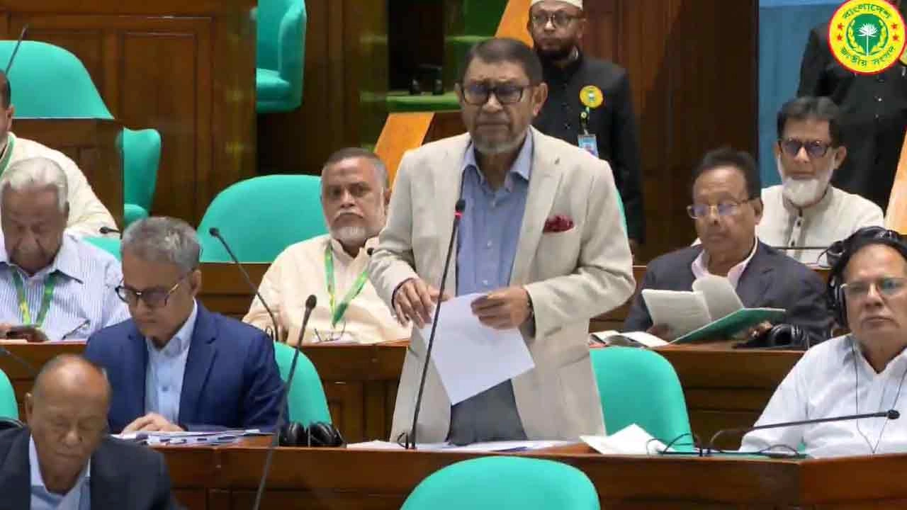 স্বাস্থ্য ও পরিবারকল্যাণমন্ত্রী সরদার মো. সাখাওয়াত হোসেন