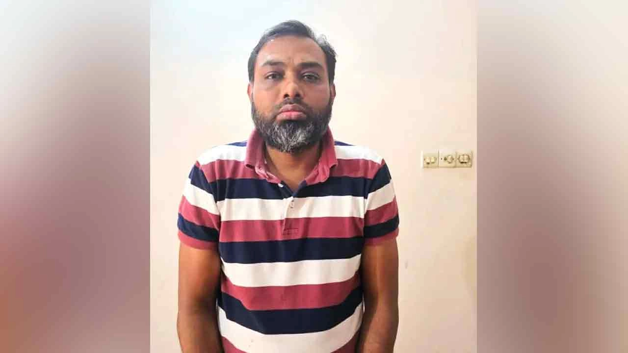 গ্রেপ্তারকৃত মিজানুর রহমান