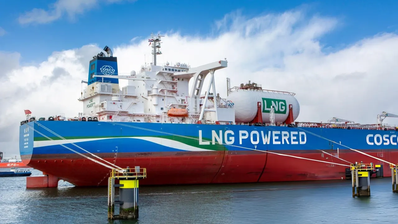 এলএনজিবাহী জাহাজ ।। ছবি: সংগৃহীত