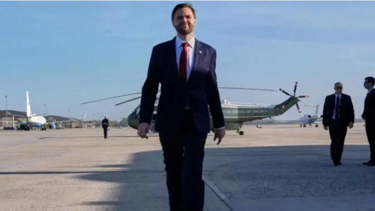 ইসলামাবাদে পৌঁছেছে মার্কিন প্রতিনিধি দল