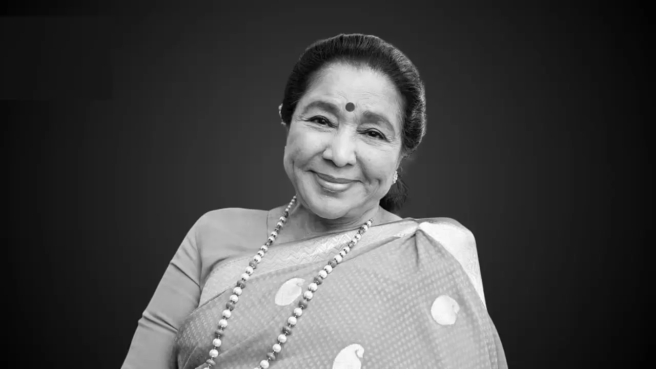 প্রয়াত সংগীতশিল্পী আশা ভোসলে
