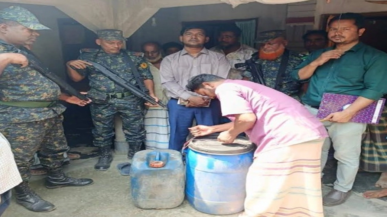 পঞ্চগড়ে বাসা থেকে ১০০ লিটার তেল জব্দ, ভ্রাম্যমাণ আদালতে জরিমানা