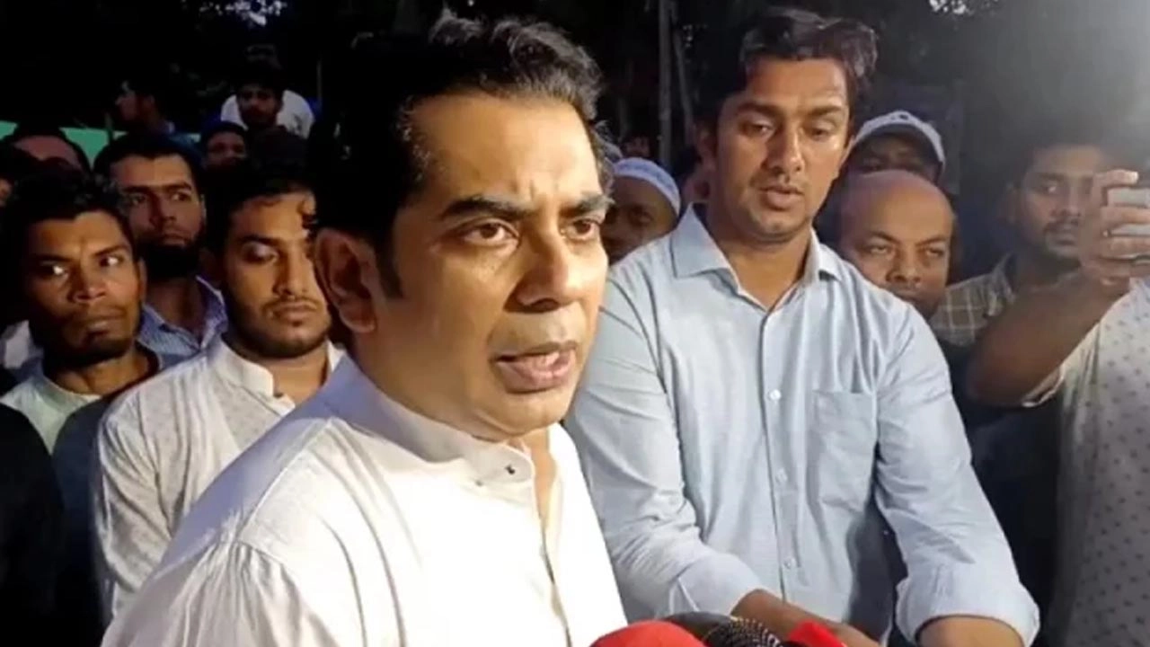 জুলাই সনদ সরকার ও বিরোধী দলকে মুখোমুখি পর্যায়ে নিয়ে যাচ্ছে