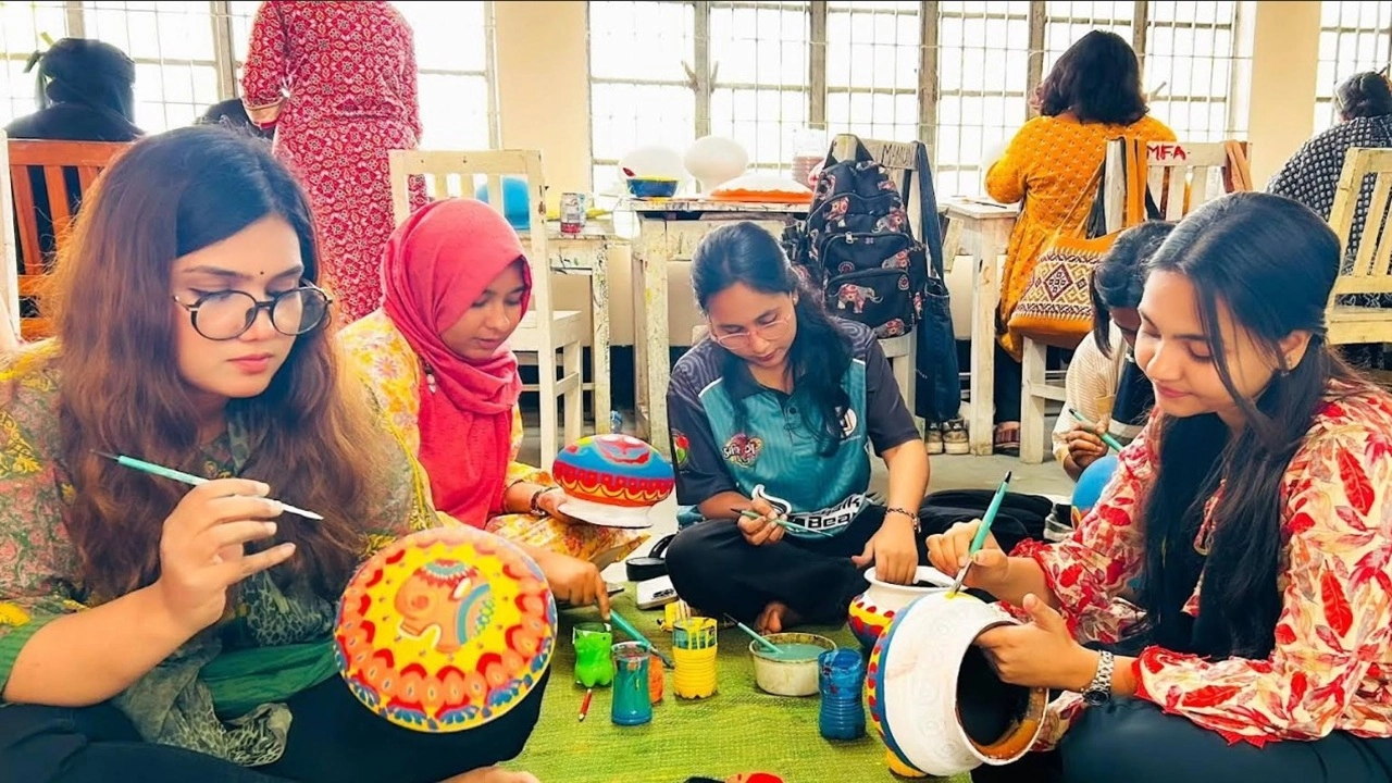 রাজশাহীতে বৈশাখের রঙিন প্রস্তুতি