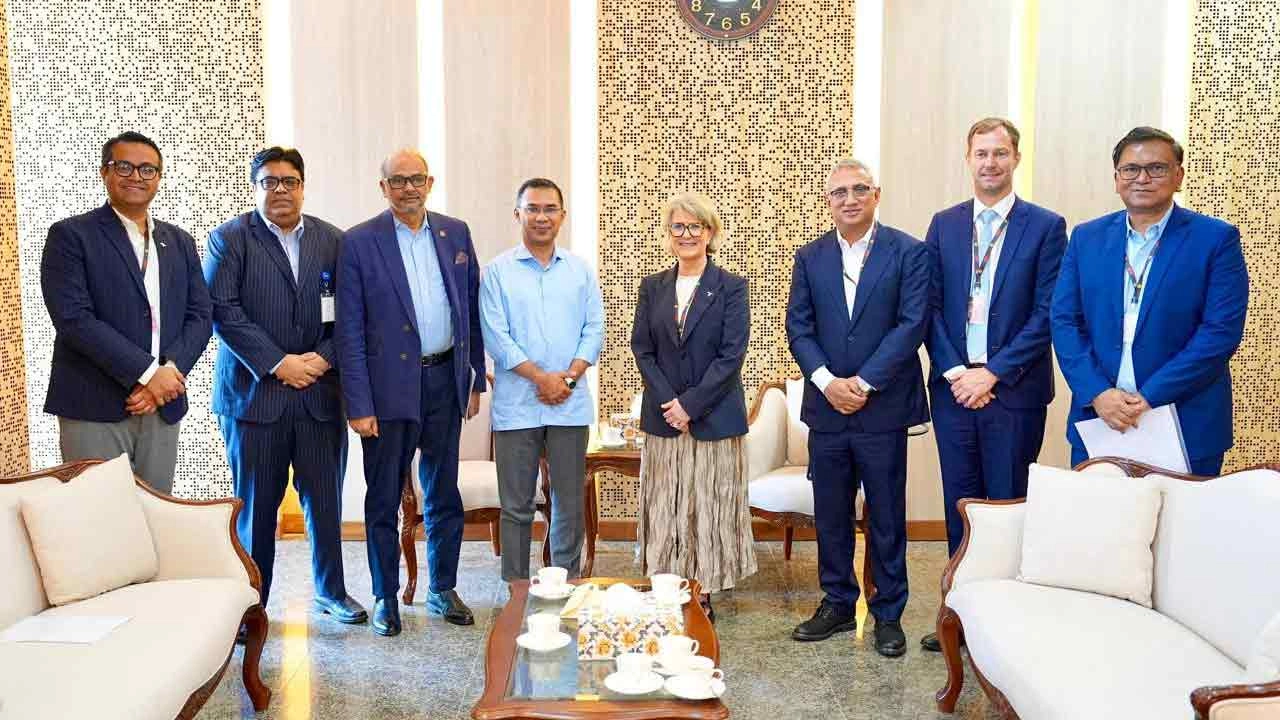 প্রধানমন্ত্রী তারেক রহমানের সঙ্গে সাক্ষাৎ করেছেন টেলিনর গ্রুপের প্রেসিডেন্ট ও প্রধান নির্বাহী কর্মকর্তা (সিইও) বেনেডিক্টে শিলব্রেড ফাসমার