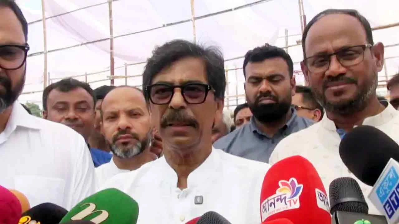 বক্তব্য রাখেন কৃষি, মৎস্য ও প্রাণিসম্পদ মন্ত্রী মোহাম্মদ আমিন উর রশিদ