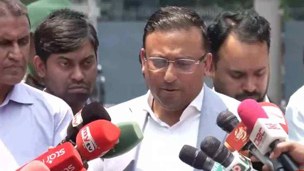 প্রধানমন্ত্রীর পররাষ্ট্র বিষয়ক উপদেষ্টা হুমায়ুন কবির