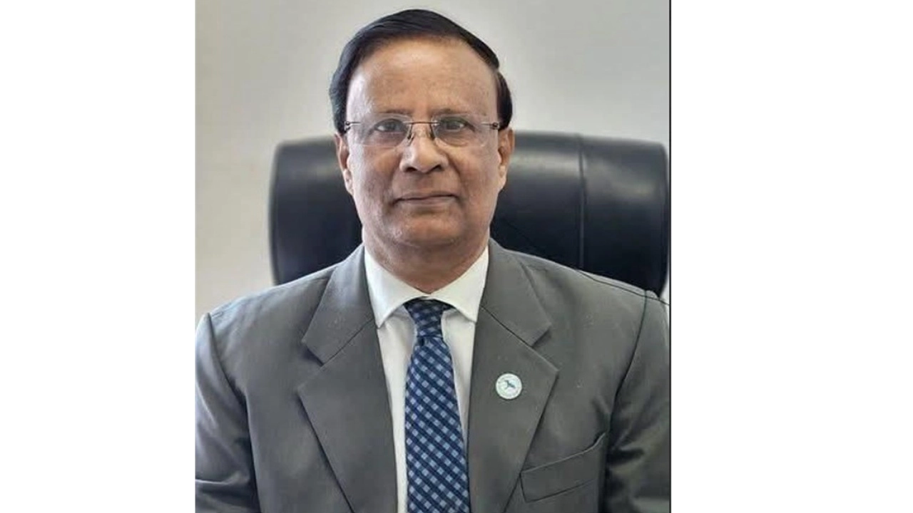 যশোর বিজ্ঞান ও প্রযুক্তি বিশ্ববিদ্যালয়ের ভিসি হিসেবে নিয়োগ পেয়েছেন অধ্যাপক ড. ইয়ারুল কবীর।