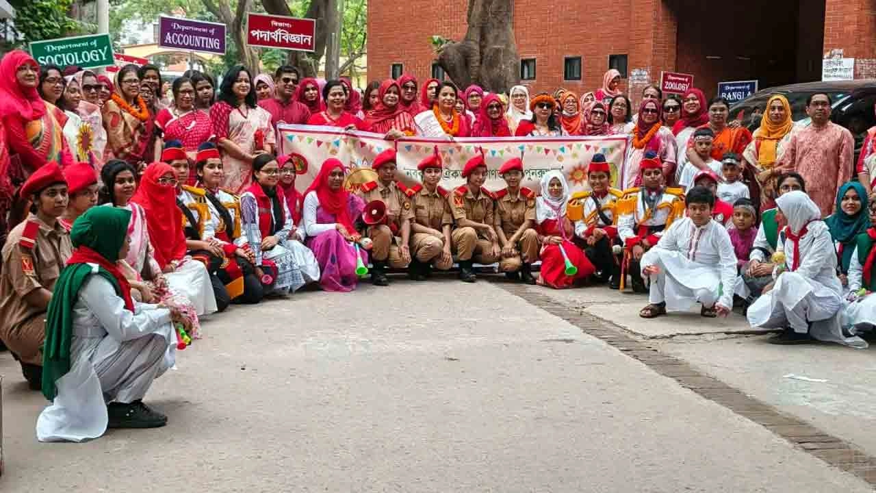 ইডেন মহিলা কলেজে বাংলা নববর্ষ উদযাপিত হয়েছে