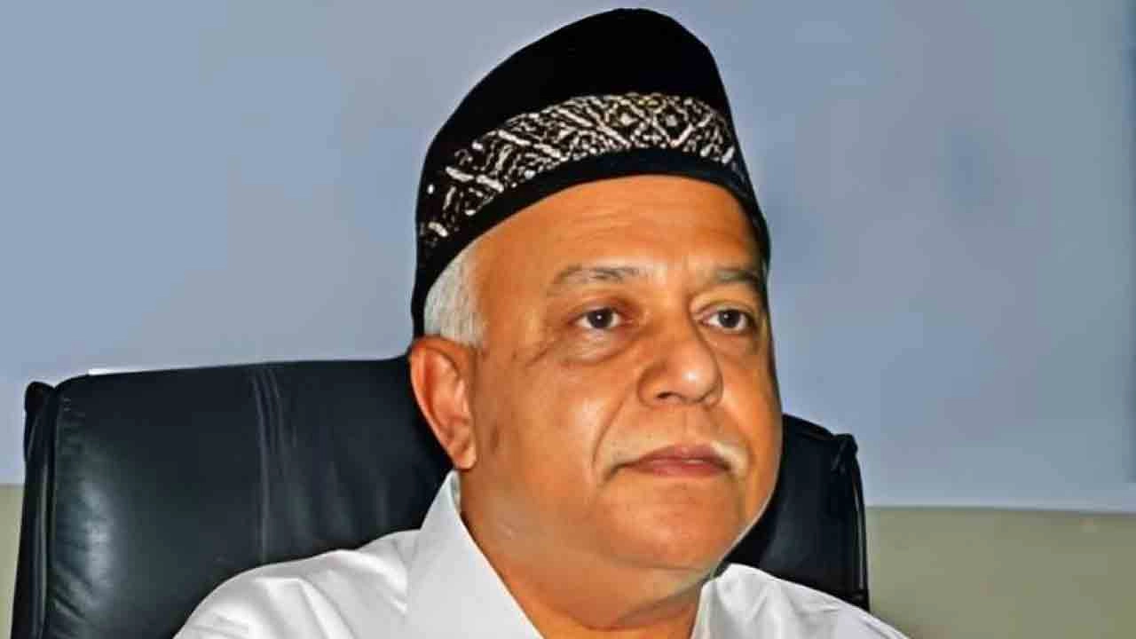 সাবেক মেয়র মনজুর আলম