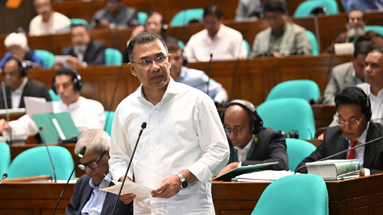 জাতীয় সংসদে প্রশ্নোত্তর পর্বে সংসদ সদস্যদের প্রশ্নের জবাব দেন প্রধানমন্ত্রী