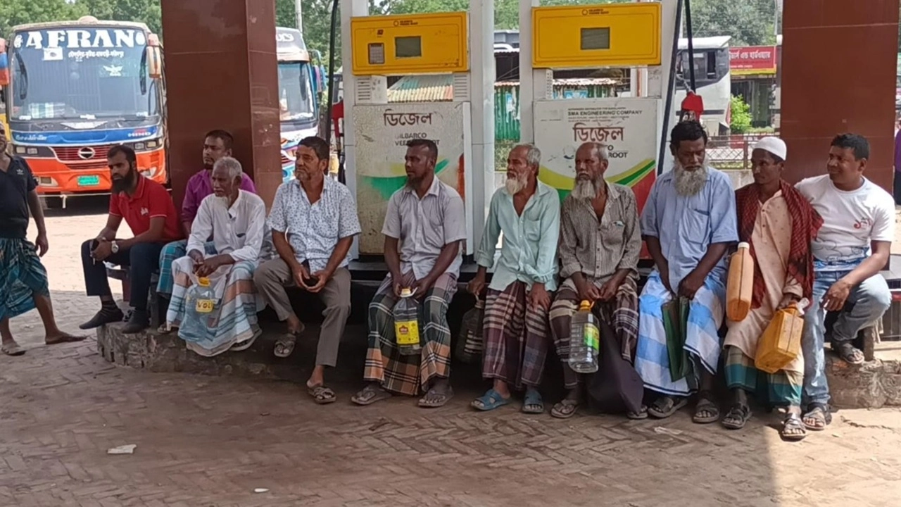 রাজবাড়ীতে ১০টি পাম্পের একটিতেও তেল নেই