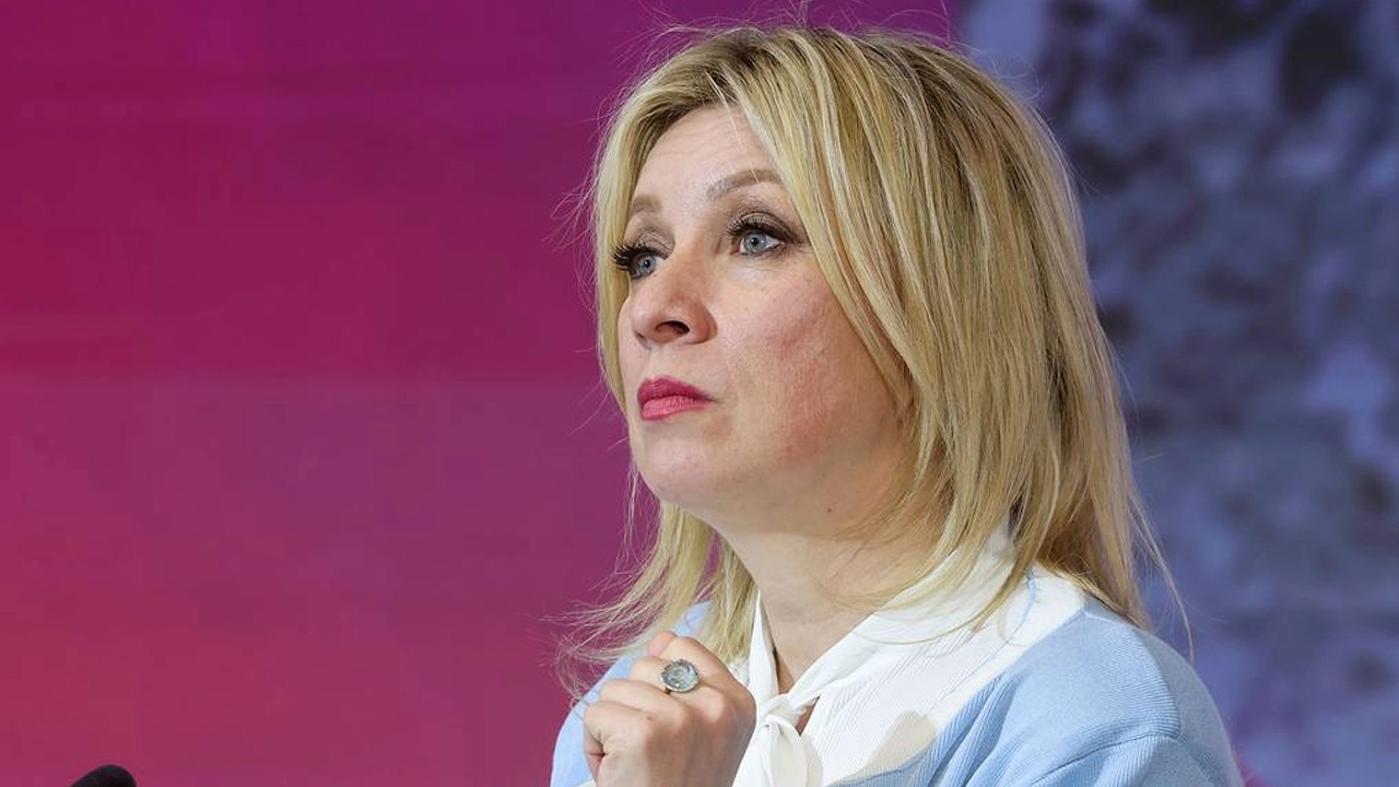 বিশ্ব রাজনীতিতে নতুন সমীকরণ, জোট বাঁধছে রাশিয়া-চীন