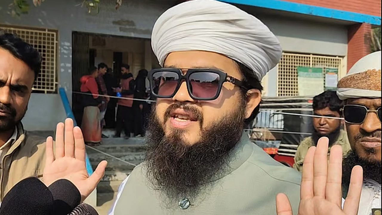 মুহাম্মদ (সা.)–কে কটূক্তির শাস্তি মৃত্যুদণ্ডের দাবি তুললেন সংসদে হানজালা