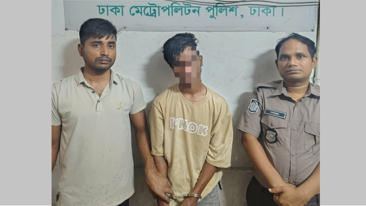 দীর্ঘদিন ধরে চলন্ত গাড়িতে ছিনতাই, অবশেষে গ্রেফতার 